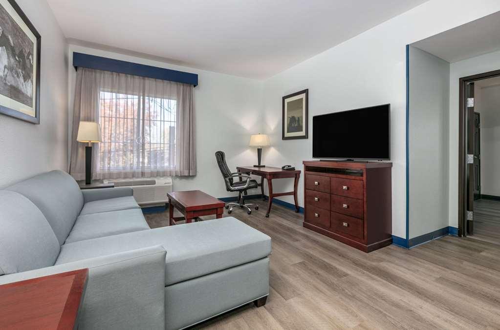 La Quinta By Wyndham Fort Worth Ne Mall Hotel Hurst Room photo