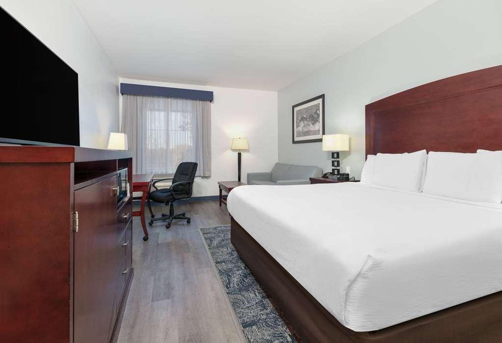 La Quinta By Wyndham Fort Worth Ne Mall Hotel Hurst Room photo